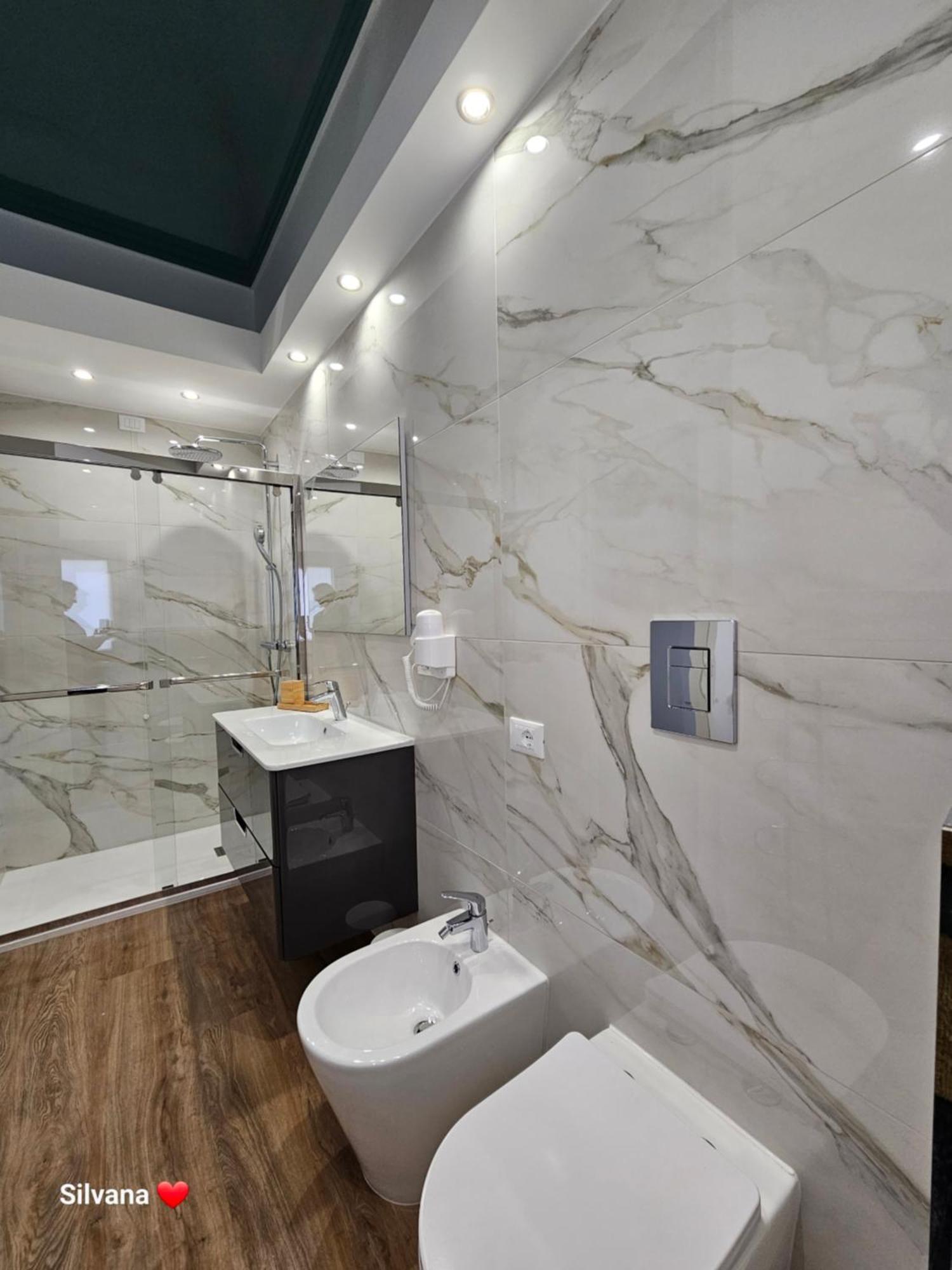 Villa Di Giorgi Apartments Center เชฟาลู ภายนอก รูปภาพ