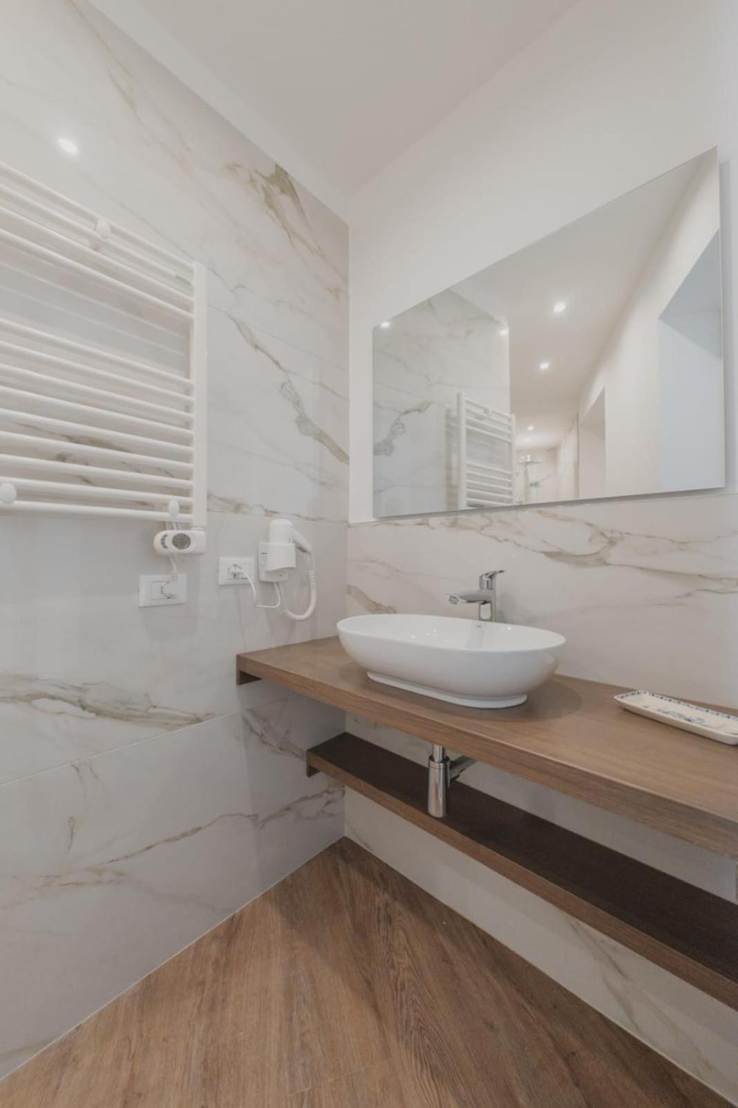 Villa Di Giorgi Apartments Center เชฟาลู ภายนอก รูปภาพ