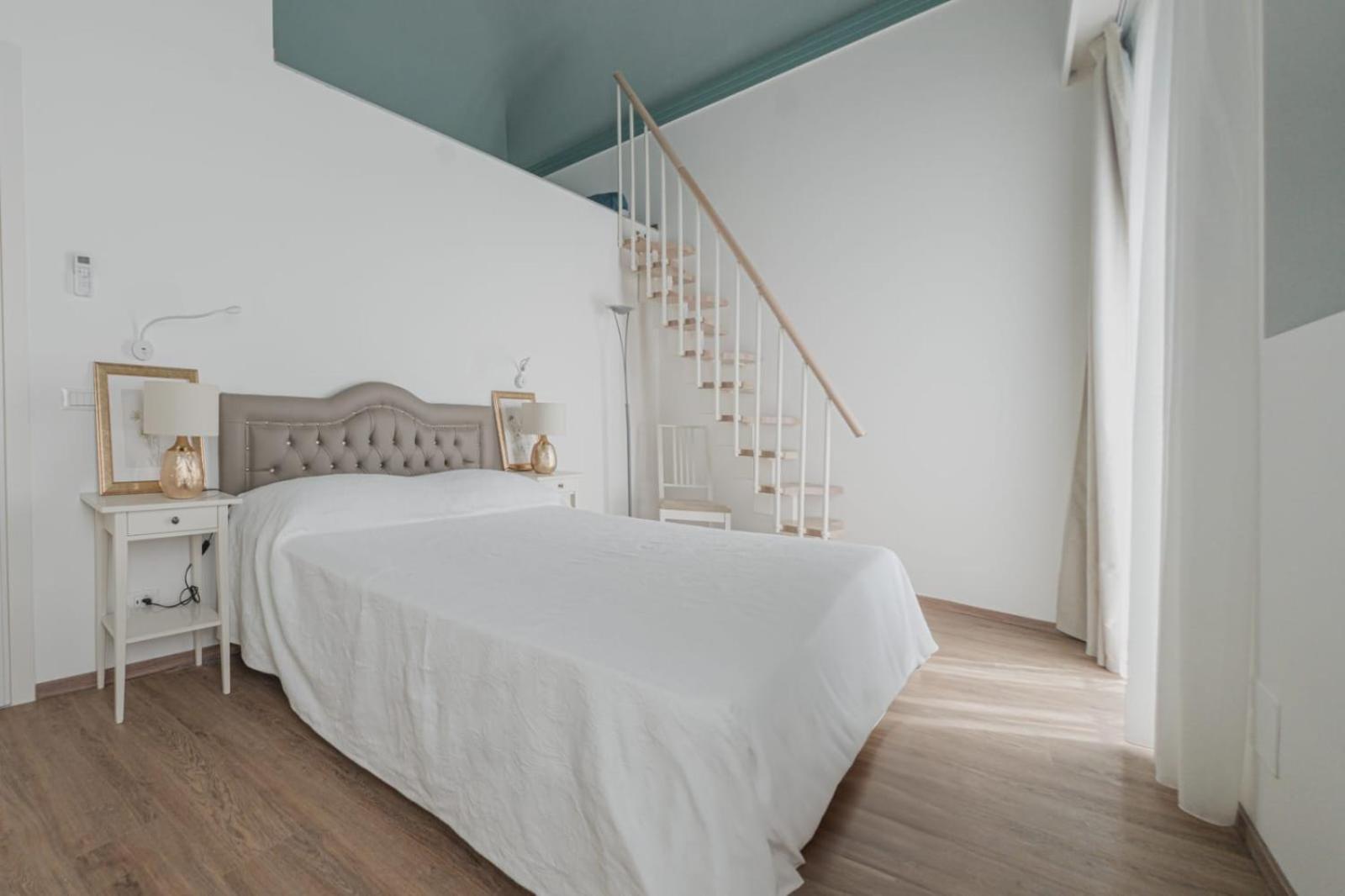 Villa Di Giorgi Apartments Center เชฟาลู ภายนอก รูปภาพ